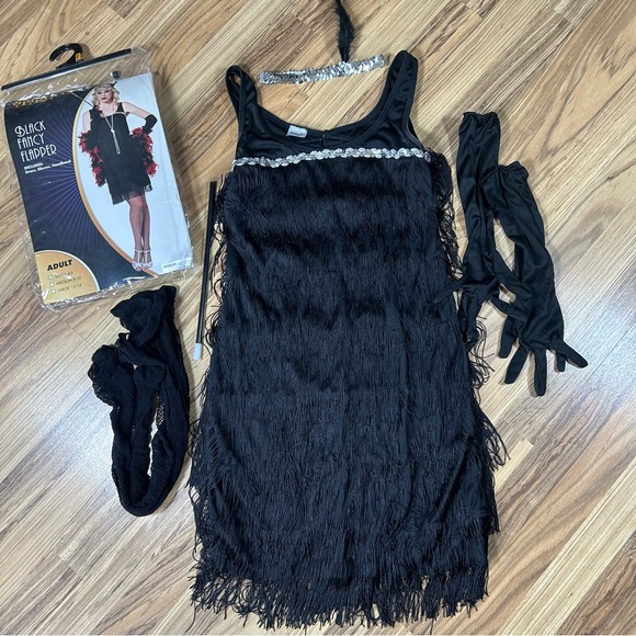 Spirit Halloween Costume Adult Size S Black Flapper Costume W/fishnet Cigarette - Picture 1 of 8